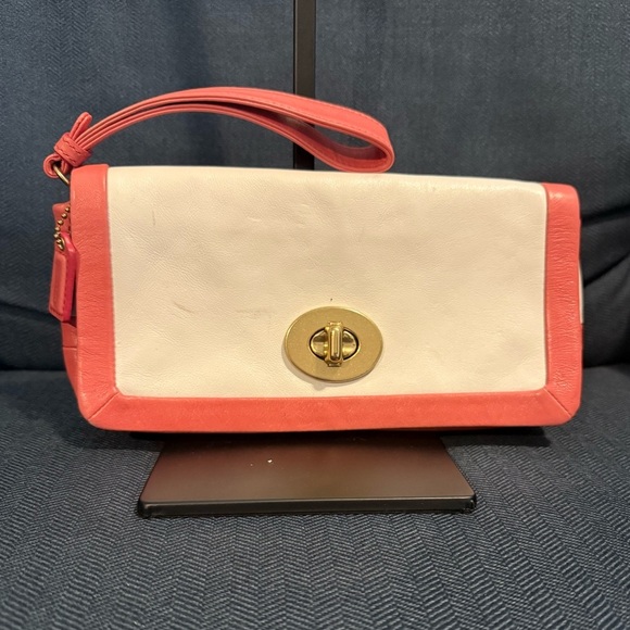 Coach Cricket White Coral Leather Turnlock Flap Clutch Wristlet Wallet - Picture 1 of 11